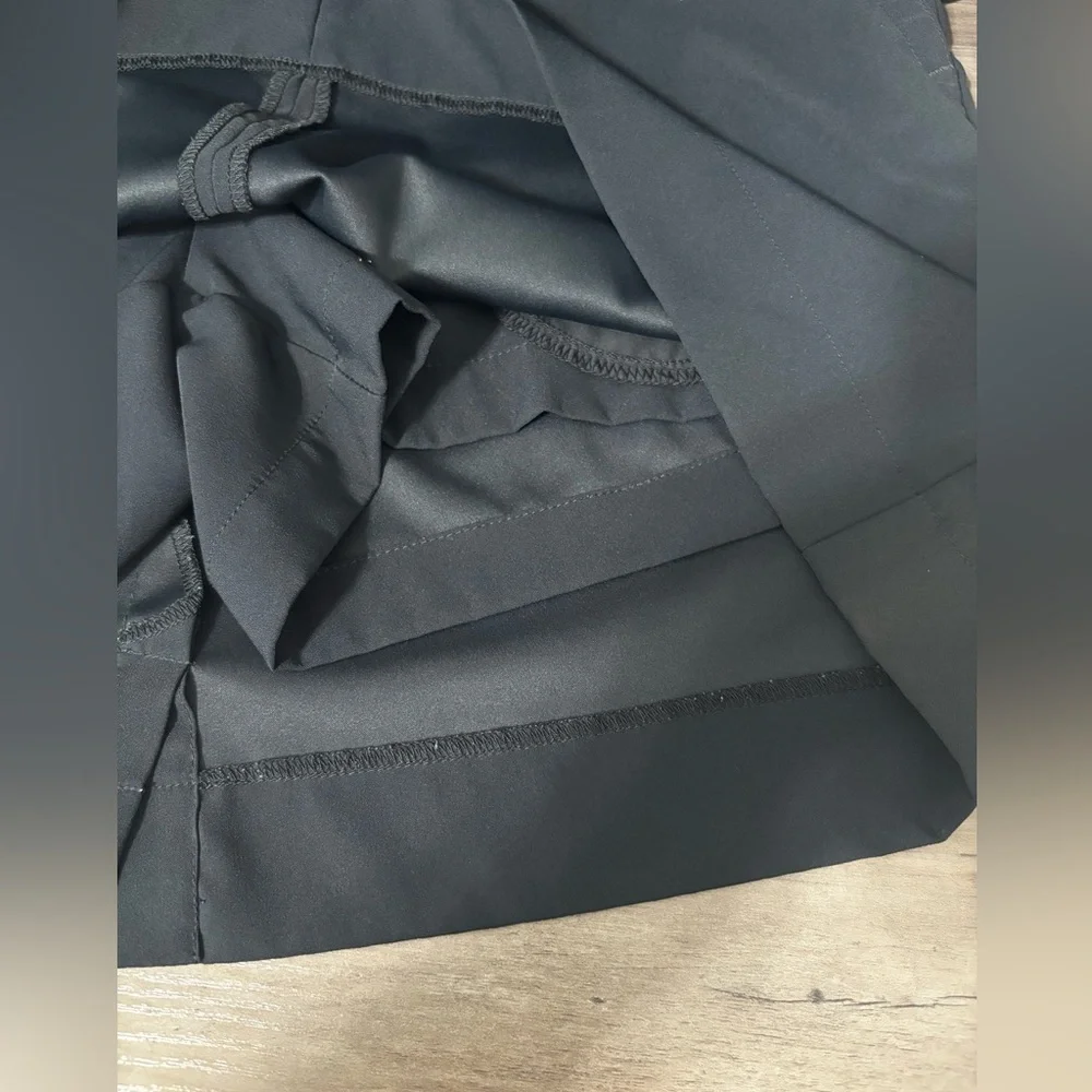 Nike Golf Black DriFit Skort Skirt Size 6 Pockets Athletic EUC